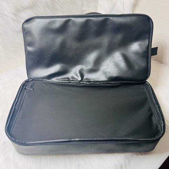 BEIS The Convertible Weekender - Picture 6 of 9